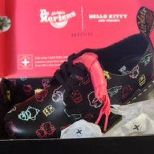 Doc Marten- Hello Kitty Platform Shoes-8 NEW